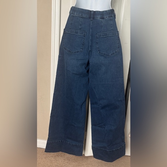 Universal Standard Blue Flare Jeans 4XS(00-0) CARRIE HIGH RISE WIDE
LEG JEANS - Picture 2 of 8